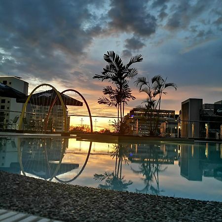 Sabah Oriental Hotel Kota Kinabalu Exterior foto